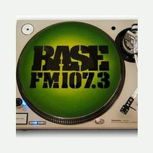 Listen to Base FM in the App